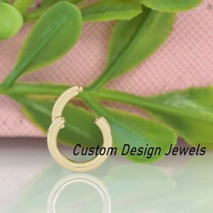 14k Gold Round Charms Holder, Circle Solid 14K Gold Charms Holder, Thick Link, Circle Enhancer, Gold Circle Charms Enhancer, Gold Link Lock