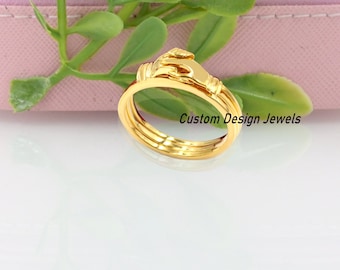 14K Gold Fede Ring, Holding Hands Ring, , 9k Gold Gimmel Ring, Fede Ring, Hidden Heart Ring ,Friendship ring, hand hug ring,