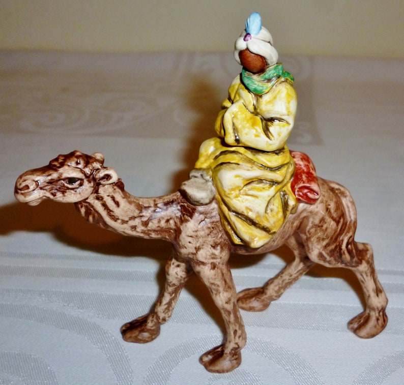 goebel nativity camel