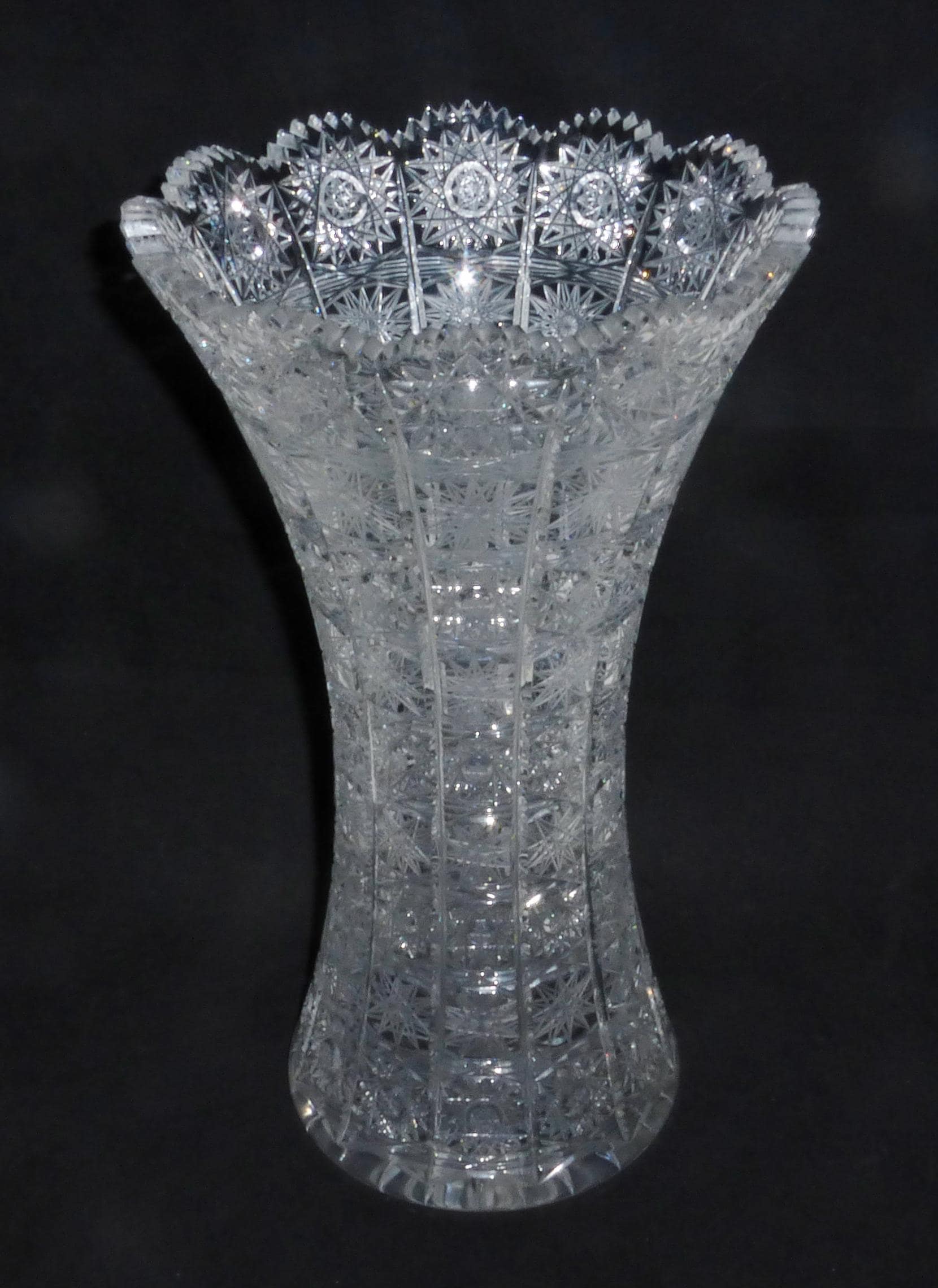 Bohemian Queen Lace Cut Crystal Glass Centerpiece Console Pedestal