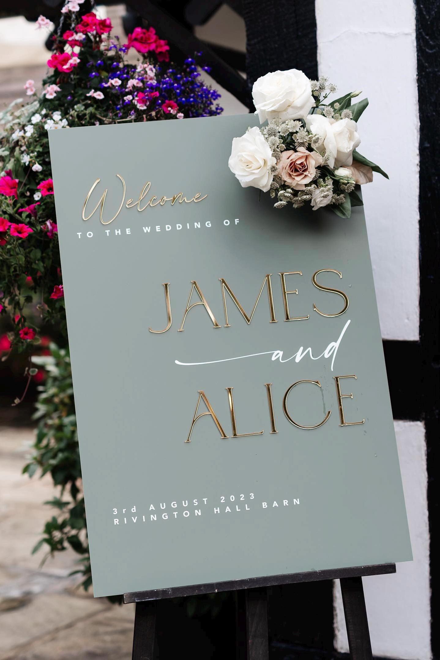 Acrylic Wedding Welcome Sign with 3D Mirror names - Luxury Wedding Reception Signage - Personalised Wedding Welcome Sign, A1, A2, A3