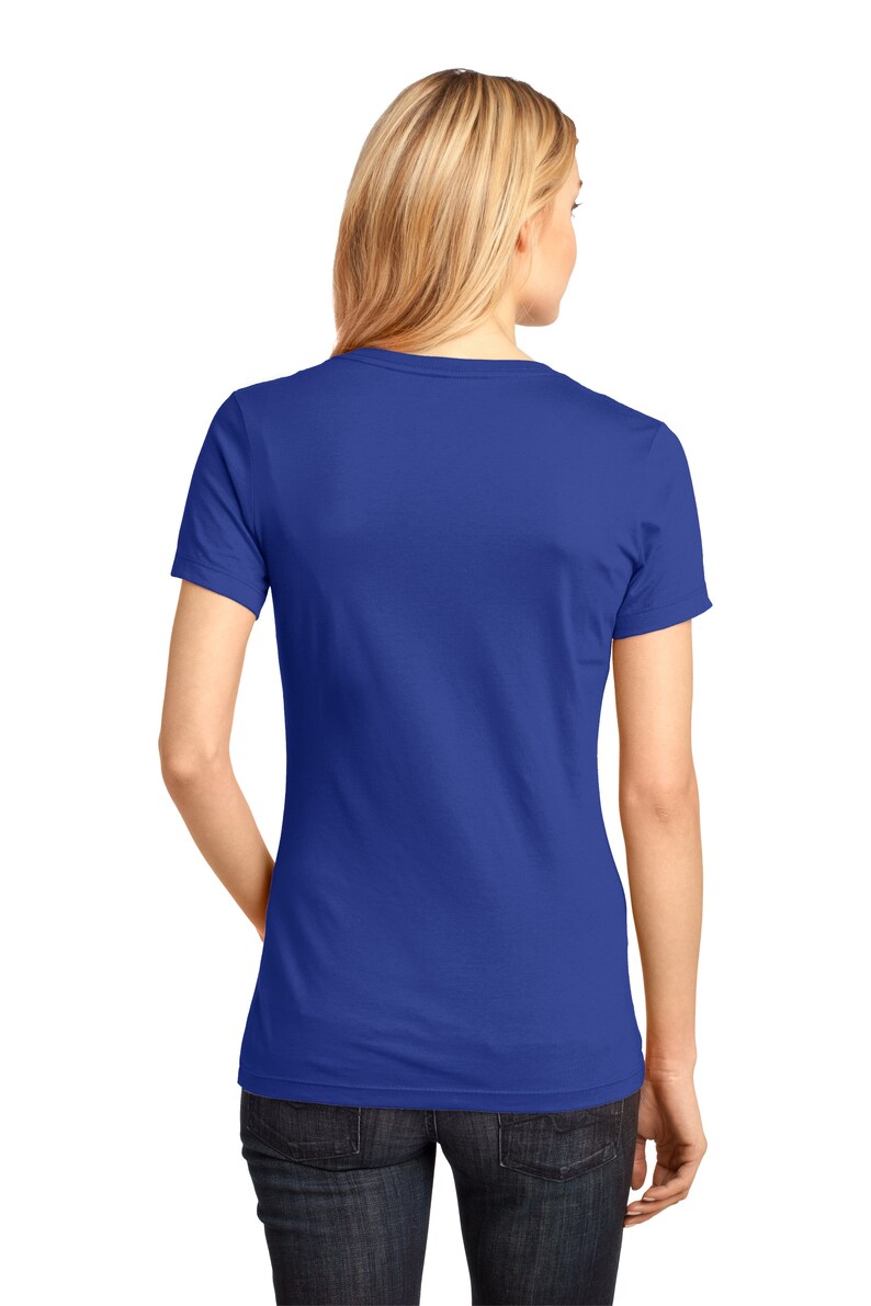 Lucky Girl Women/'s Perfect Weight V-Neck Tee ndk1542
