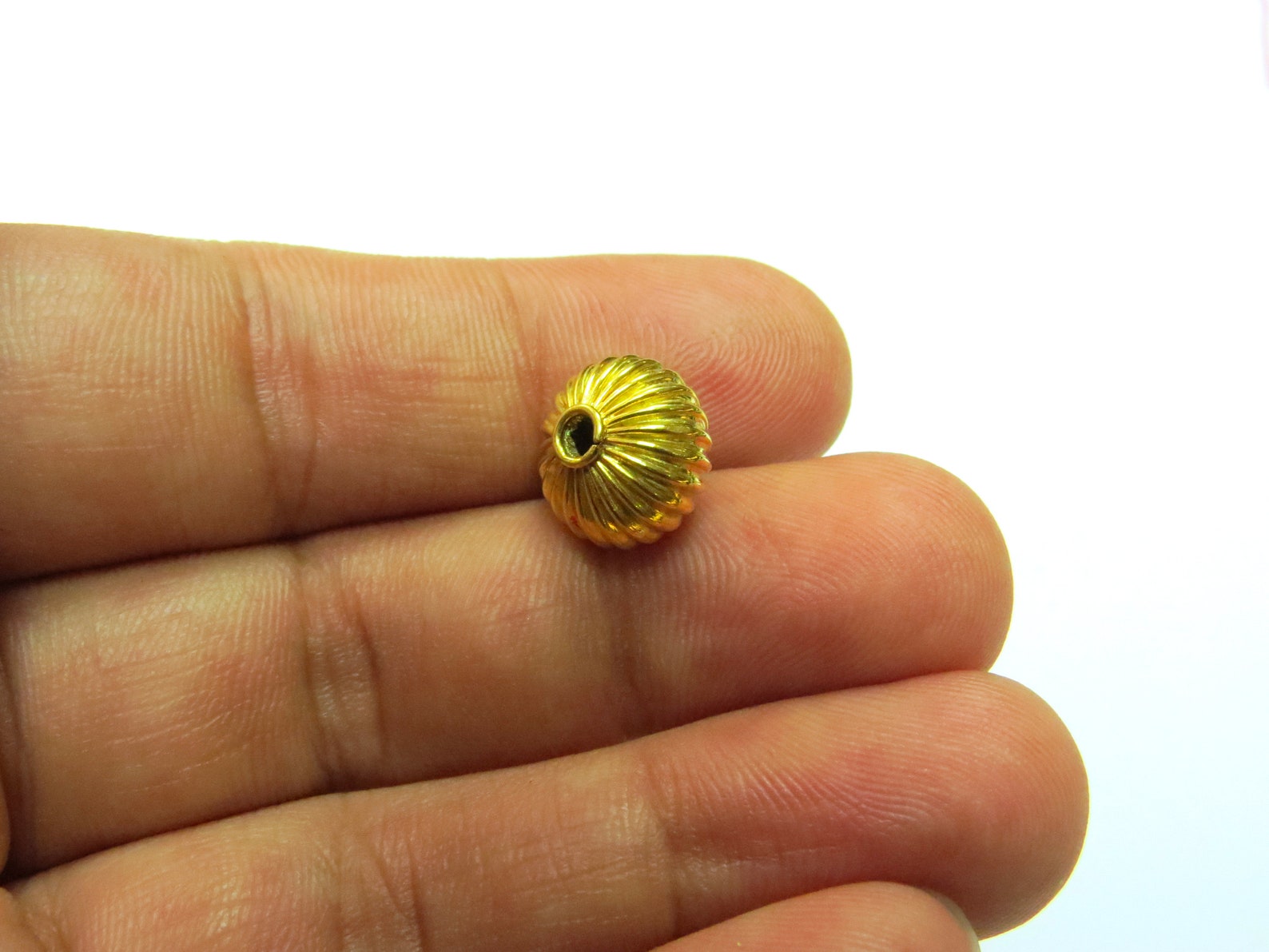 Stunning 18k Yellow Gold Roundel Beads. 9.5X12 mm Handmade 18k | Etsy