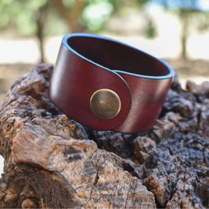 Genuine Full Grain Leather Wrist Band, Leather Men's/Women's Bracelet, Mahogany Leather Cuff, 32mm Leather Bracelet