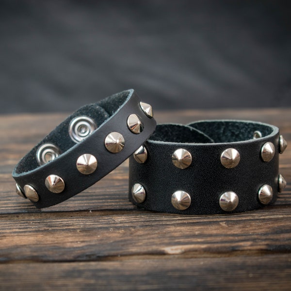 Genuine Leather Wrist Band, Bracelet with Spikes, Black
