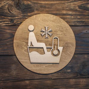 Letrero de madera para baño frío: decoración artesanal para spas y zonas de recuperación