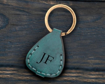 Leather Guitar Pick Holder Keychain - for Musician, Guitarist - Key Fob Pick Storage