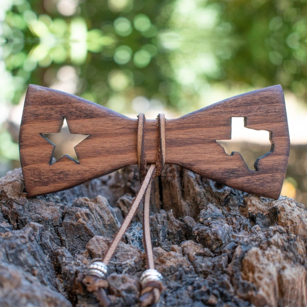 Texas Lone Star Wooden Bow Tie, BoloType Bow Tie, Oak Wood, Bow ties For Weddings, Engagements, Special Occasions, Texas State, Texas Star