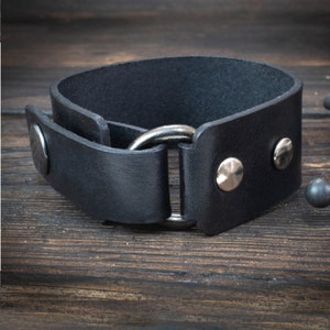 Leather Men&#39;s Bracelet Black, Custom Leather Bracelet, Rock Style, Metallic and Leather Cuff, Gift for Husband, Boyfriend, Son