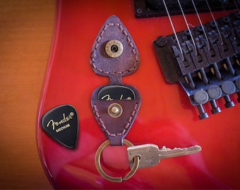 Leather Guitar Pick Holder, Handmade Guitar Pick Portable Case, Guitar Pick Case, Guitar Pick Keychain