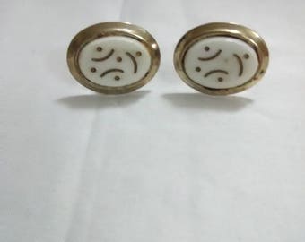 Vintage. Gold and pearl cuff links