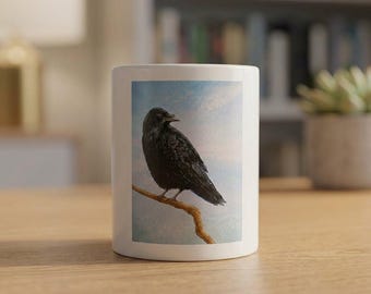 オリジナルレイヴンアートワークコーヒーマグ、野生動物の鳥の絵画、11オンスセラミックマグ