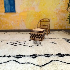 Beni Ourain rug, large rug,
Handmade rug, Moroccan wool rug, Berber rug, Custom rug, Wool rugs,
Morocco rug, home decor,
personalized gift, persian rug, rugs for bedroom, White Moroccan rug,
