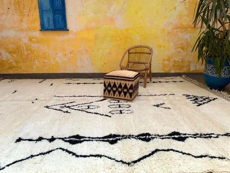 Beni Ourain rug, large rug,
Handmade rug, Moroccan wool rug, Berber rug, Custom rug, Wool rugs,
Morocco rug, home decor,
personalized gift, persian rug, rugs for bedroom, White Moroccan rug,
