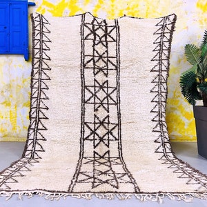 Vintage Moroccan Berber Rug - Handmade Wool Tribal Rug 5x9, Authentic Antique Moroccan Rug for Bohemian or Modern Decor