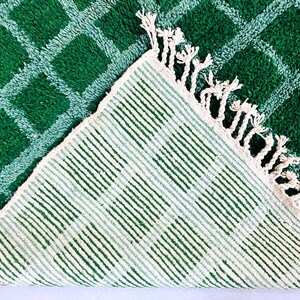 Beni ourain,	
Beni ourain rug,	
handmade rug,	
Moroccan rug,	
Tapis berbere,	
Berber carpet,	
Wool rug,	
Area rug,	
beni ouarain,	
Morocco rug,	
Large rug,	
Small rug,	
Checkered rug,