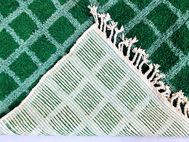 Beni ourain,	
Beni ourain rug,	
handmade rug,	
Moroccan rug,	
Tapis berbere,	
Berber carpet,	
Wool rug,	
Area rug,	
beni ouarain,	
Morocco rug,	
Large rug,	
Small rug,	
Checkered rug,