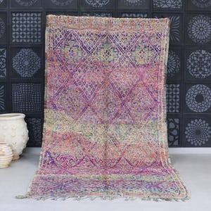 Vintage Berber Wool Rug (6.0 Ft x 11.6 Ft): Handwoven Moroccan Carpet, Geometric Decor
