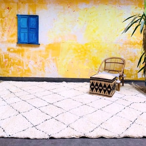 Beni ourain,	
Beni ourain rug,	
handmade rug,	
Moroccan rug,	
Tapis berbere,	
Berber carpet,	
Wool rug,	
Area rug,	
beni ouarain,	
Morocco rug,	
Large rug,	
Small rug,	
Checkered rug,