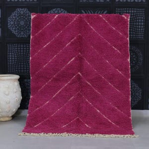 Plush Pink Moroccan Wool Rug: Handwoven Berber Beni Ourain Carpet (4.8 x 6.7 Ft)