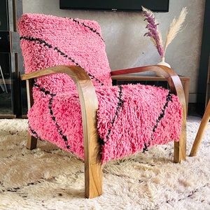 Pink Moroccan Kilim Rug Armchair, Mid century armchair, Retro lounge chair, relax vintage modern chair, Armchair Modern Customized Furniture