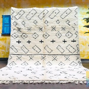 Beni ourain rug- Authentic Moroccan Rug- Custom Beni Ourain rug- Beni Rug- Large Moroccan Rug- White& Black Rug- Custom rug