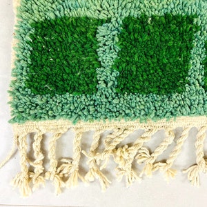 Beni ourain,	
Beni ourain rug,	
handmade rug,	
Moroccan rug,	
Tapis berbere,	
Berber carpet,	
Wool rug,	
Area rug,	
beni ouarain,	
Morocco rug,	
Large rug,	
Small rug,	
Checkered rug,