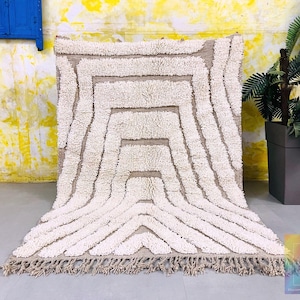 Moroccan Wool Rug | Handmade Geometric Carpet | Modern Berber Handmade Rug | Soft Shaggy Wool Decor | Ready to Ship