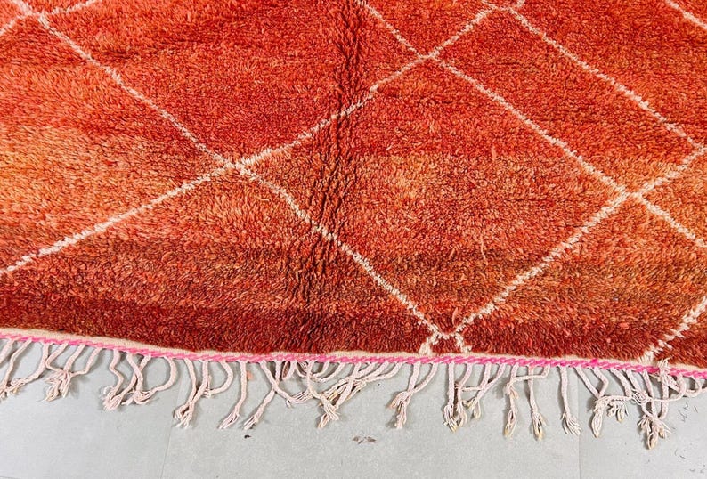 Cozy and elegant high-pile wool rug for living spaces.