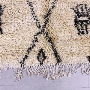 Moroccan wool rug, boho rug, wool rug,	oriental rug, Vintage Moroccan rug, Traditional rug, area rug, tufted rug, kilim rug, living room rug, beni ourain rug,	vintage rug, abstract rug,