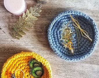 Crochet Nesting Bowls Pattern: Small Decorative Trays (PDF Pattern)