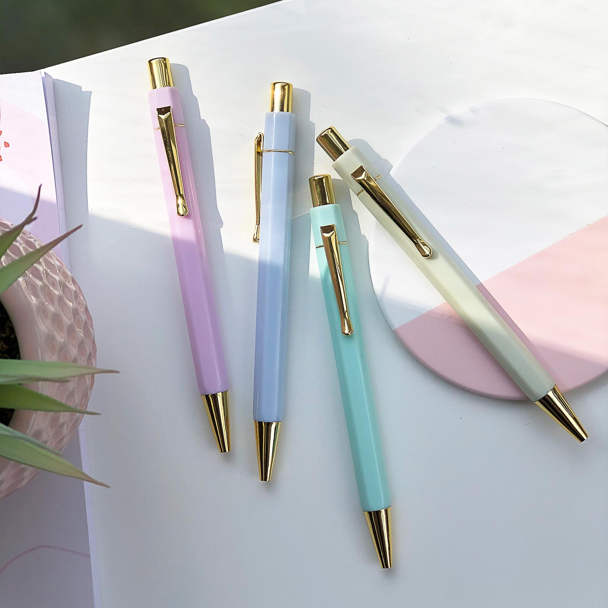 Hexagon PASTEL & GOLD Pen Smooth Writing Black Ink Pen W/ Gold Clip  Minimalist Ballpoint Click Retractable Pens Stationery Journaling 