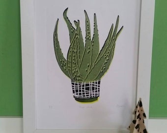 Houseplant print. Aloe vera. Handprinted plant. Linoprint. Potted plant. Gift for plant lover. Mid century pot. Vintage wall art.