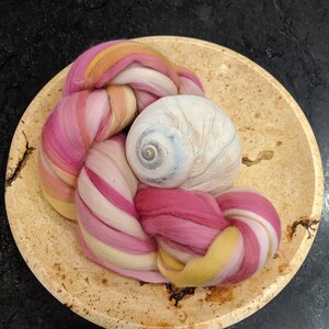 Roving, Merino Wool, Super Fine 19 micron, Luxurious Merino Wool Roving - Candy Floss