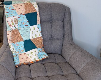 Modern Foxy Tumbler Baby Quilt