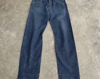 Rare Levi's Engineered Twisted Leg Dark Blue Indigo Denim Jeans