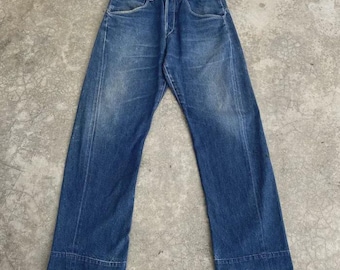 Size 31x28 Vintage Levi's Engineered Faded Blue Denim Relaxed Fit Button Fly Jeans