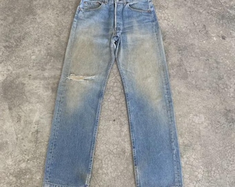 Size 31x30.5 Vintage 90’s Levis 501 Faded Blue Denim Distressed Ripped Dirty Jeans