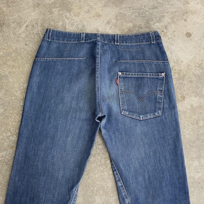 Size 30x32 Vintage Levi's Engineered Jeans Takuya Kimura Tight