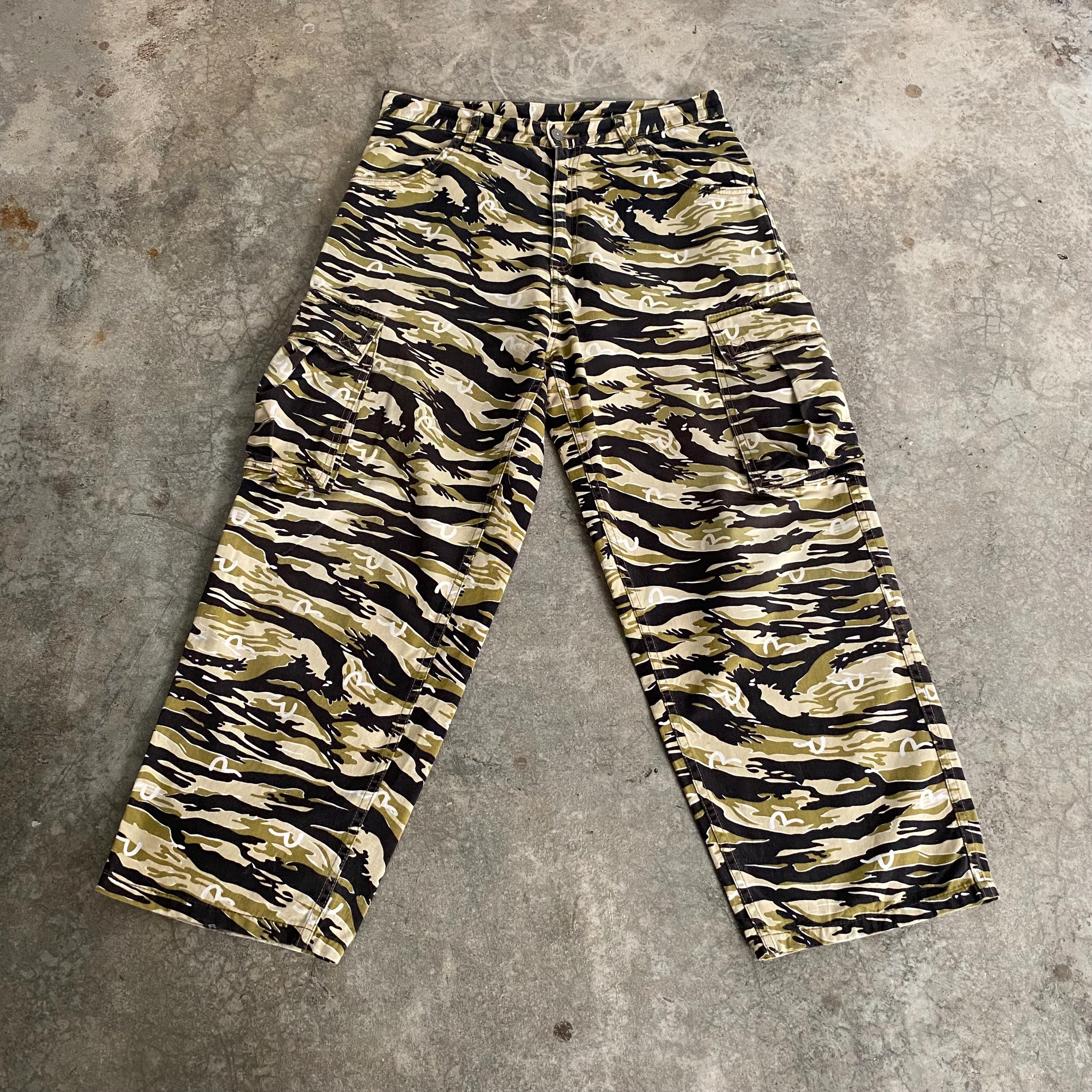 エビスEVISU evisu　レア タイガーカモ　パンツ 激レア】エヴィス EVISU デニム 阪神タイガース 限定品カモメ