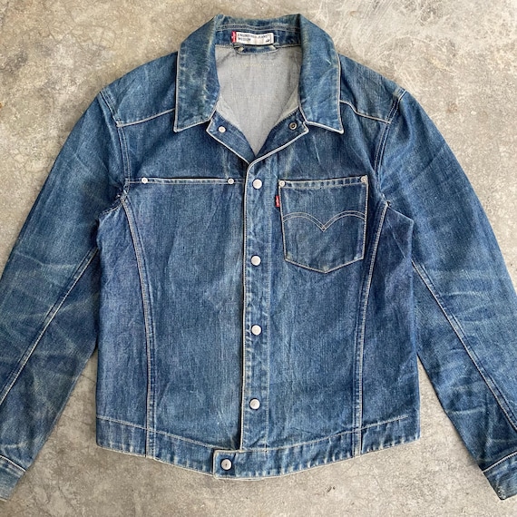 Vintage 2000's Levis Engineered Faded Honeycomb Denim Jacket Size