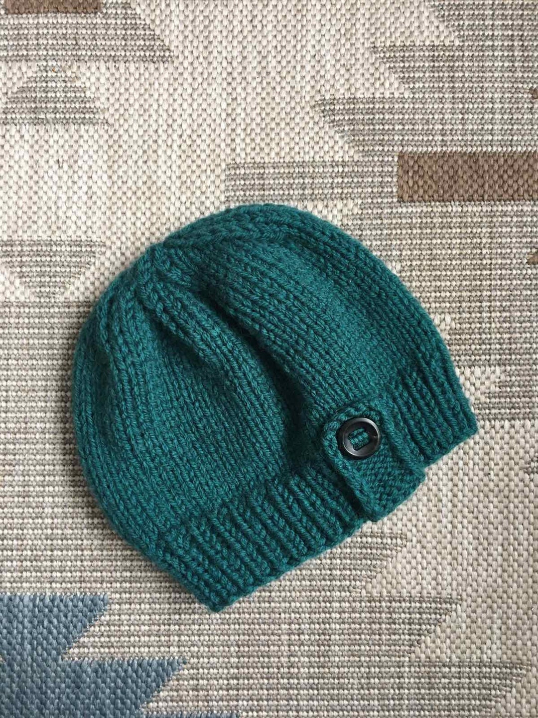 Simple Knit Hat Pattern, Women's Hat With Button Pattern, Women Knit ...