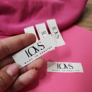 50-1000 pcs Ruban Sergé Etiquettes en coton biologique Etiquettes en tissu colorées personnalisées Etiquettes en coton doux Etiquettes pour vêtements à coudre