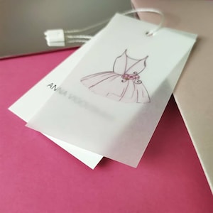 Etiquetas para pendurar roupas Etiquetas de logotipo personalizadas Etiquetas de produtos personalizadas Etiquetas para pendurar comerciais Etiquetas de preço personalizadas Etiquetas de papel Etiquetas de produtos Etiquetas personalizadas