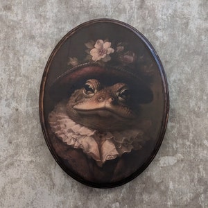 Miss Frog Victorian Portrait - Vintage Style Cottagecore Animal Wall Art - Wooden Decor Plaque Sign - Handmade photo transfer