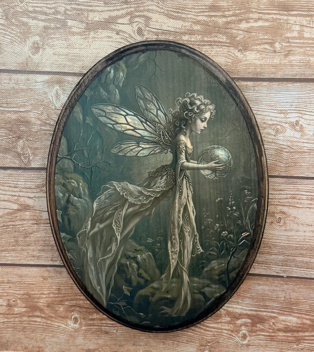 ワンダーデコール 妖精壁掛けプレートFAIRY WRITING PLAQUE Magical Orb Fairy Vintage Style Art Wooden Wall Plaque Sign- Witch