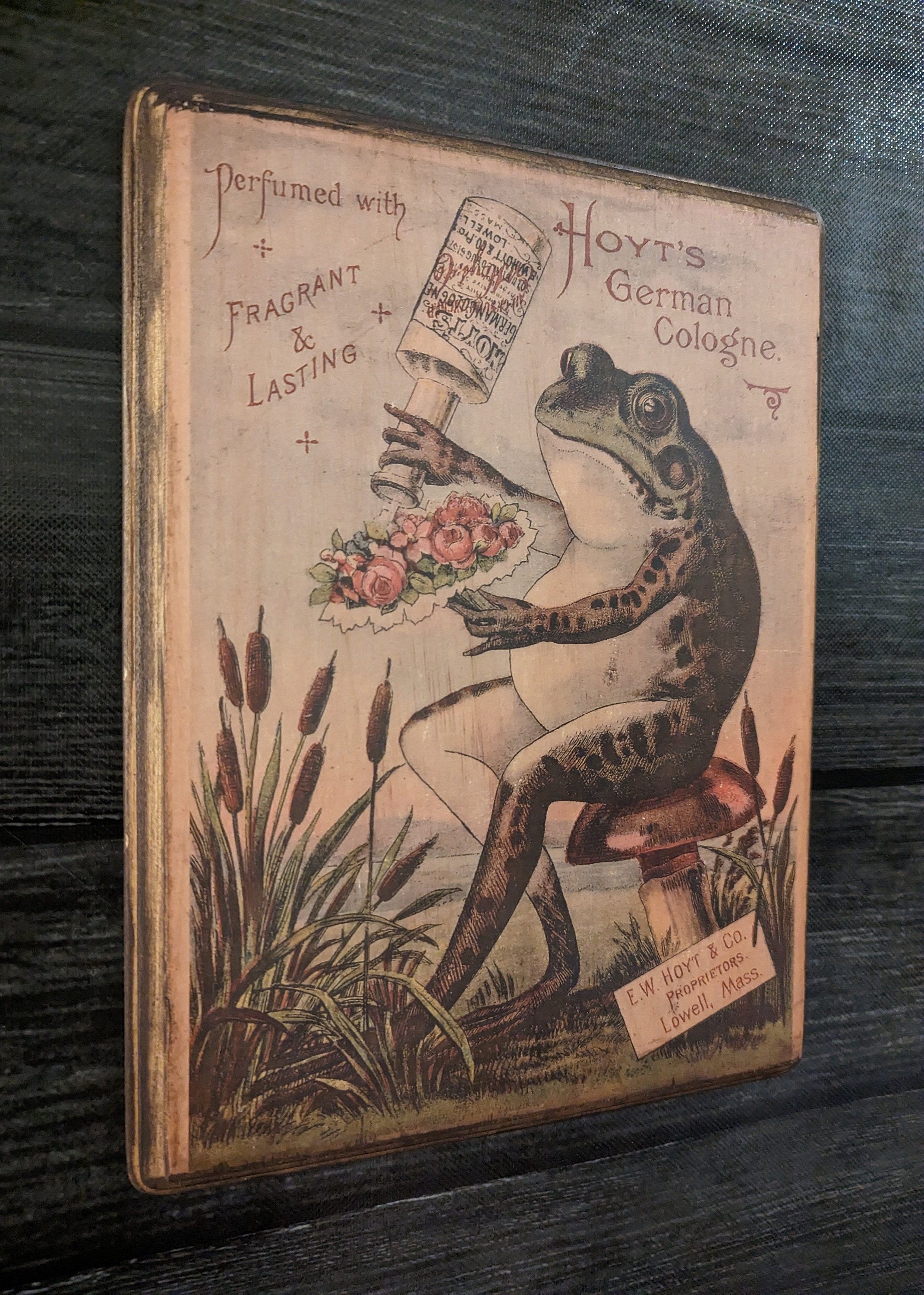 FUGLEN ポスター 北欧 Vintage Frog Advertisement - Hoyt's German Cologne - Handmade Wood