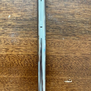 Vintage Sheaffer&#39;s Silver Targa Fountain Pen