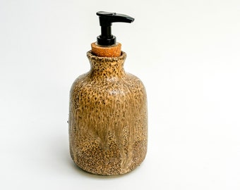 Distributeur de savon en céramique | Bouteille de savon fait main | Décoration de salle de bain rustique et ocre