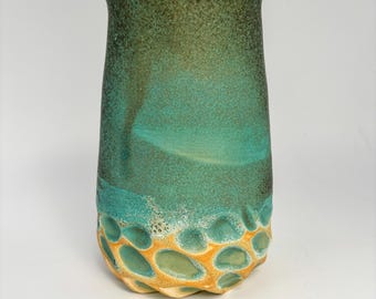 Coastal Stoneware Vase – Textured Ceramic Vessel Inspired by Ocean Tides